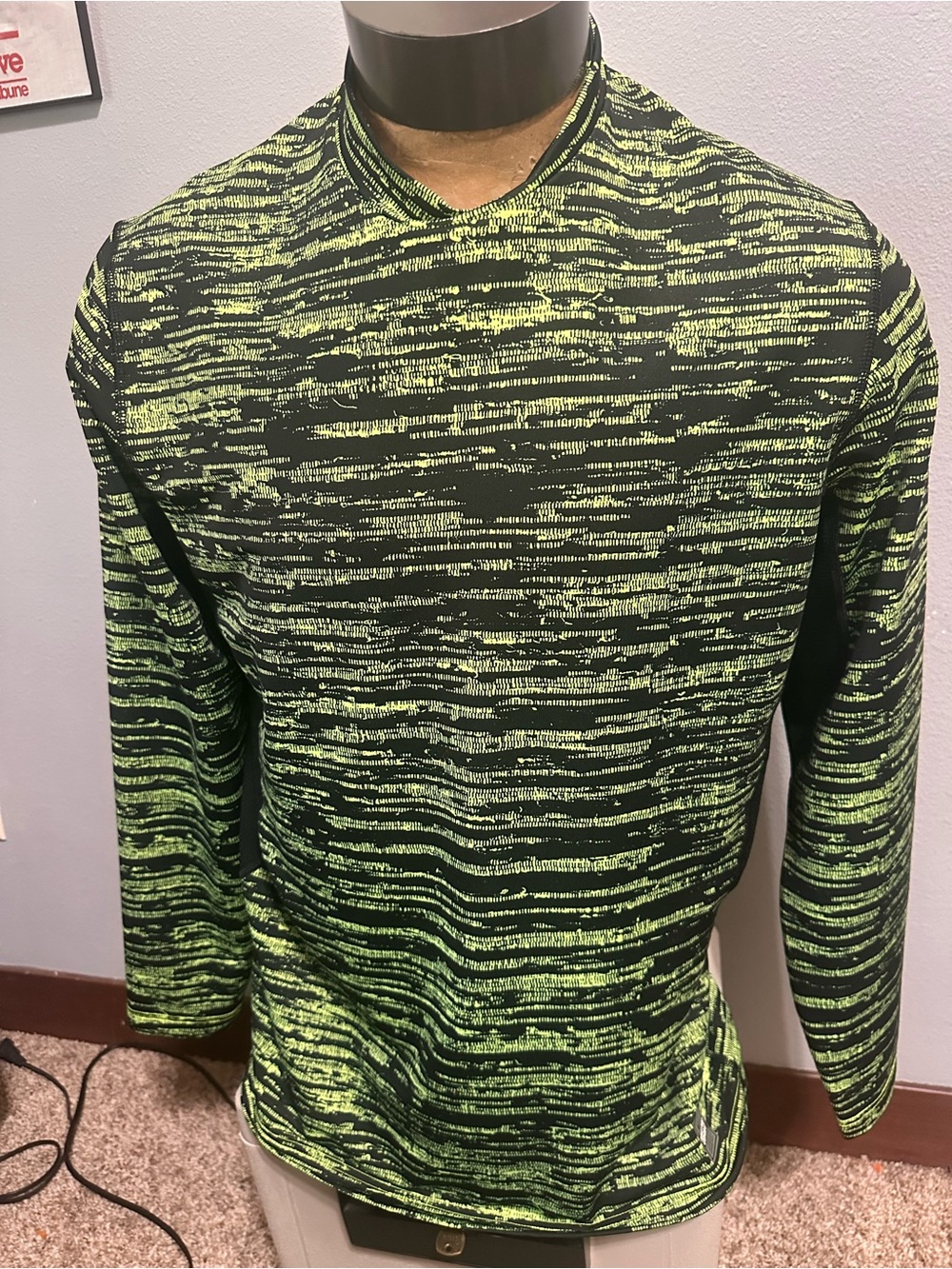 Nike Pro‎ Combat Men's Green and Black Space-Dye Long Sleeve Performance Top